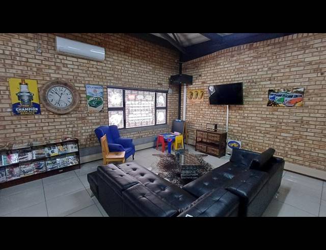 INDUSTRIAL PROPERTY TO RENT IN HENNOPSPARK